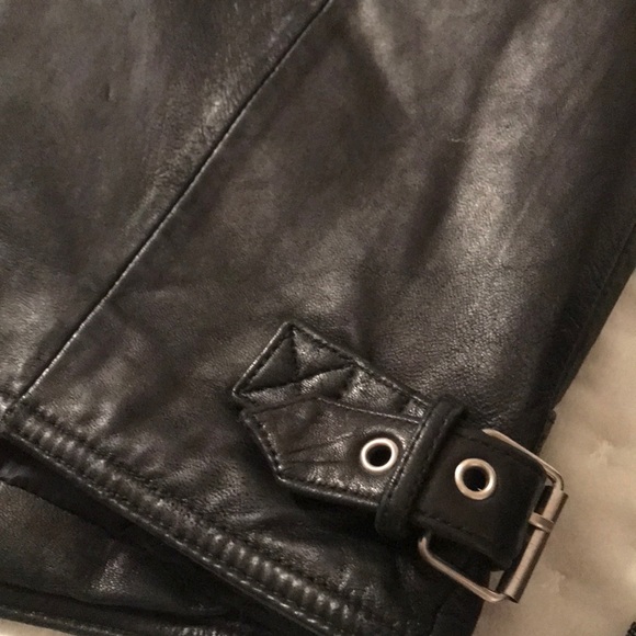 Men’s leather vest - Picture 7 of 11
